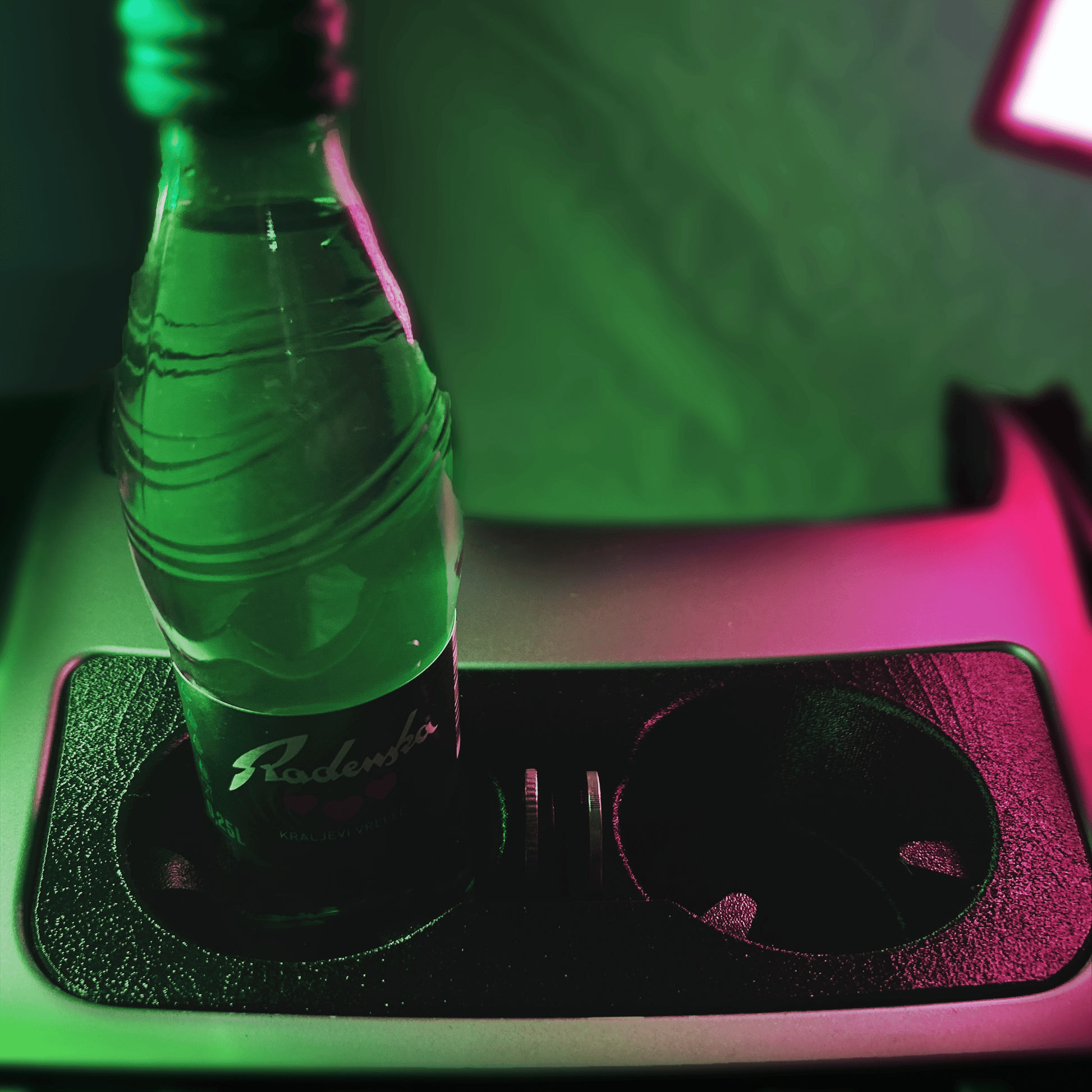 Getränkehalter für BMW 1er Serie (E8X) - Exact Designs