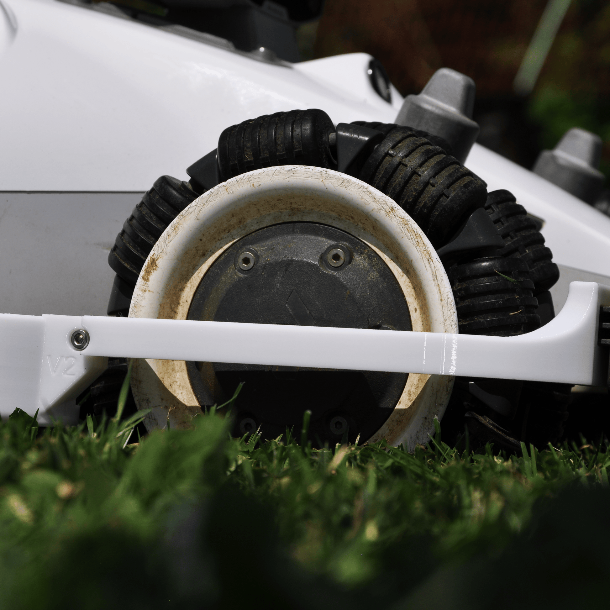 Seitenschutz für Mammotion Luba 1 & 2 – Version 2.0 - Exact Designs